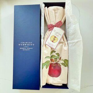 Mary Lake-Thompson London Flour Sack Kitchen Towels Set of 2 Apple Branch  NEW